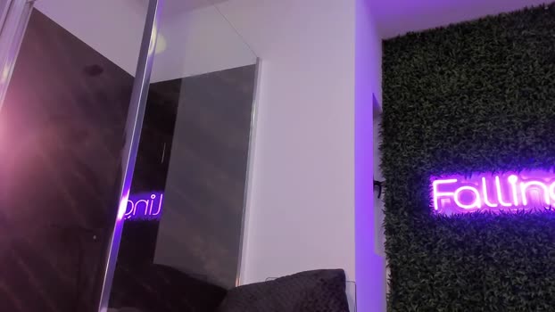 hotfallingdevil Female Chaturbate 04-12-2025