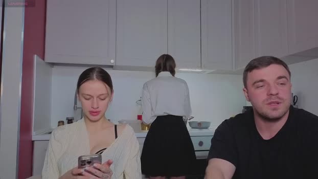 ihavepaws33 Couple Chaturbate 04-12-2025
