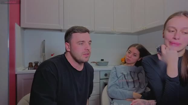 ihavepaws33 Couple Chaturbate 05-12-2025