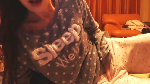 andrasweetie Female Chaturbate 05-12-2025