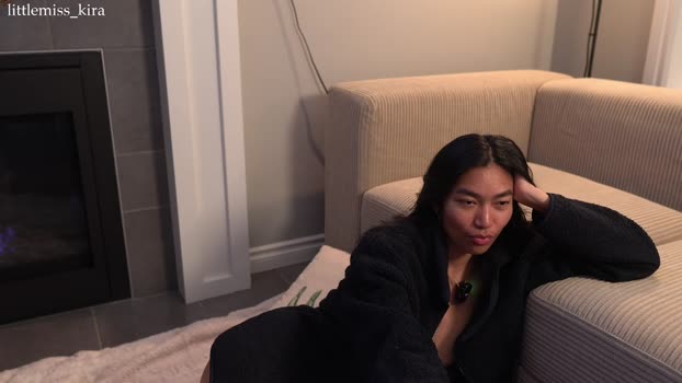 littlemiss_kira Female Chaturbate 07-12-2025