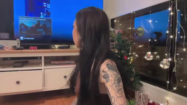 madison_v Female Chaturbate 12-12-2025