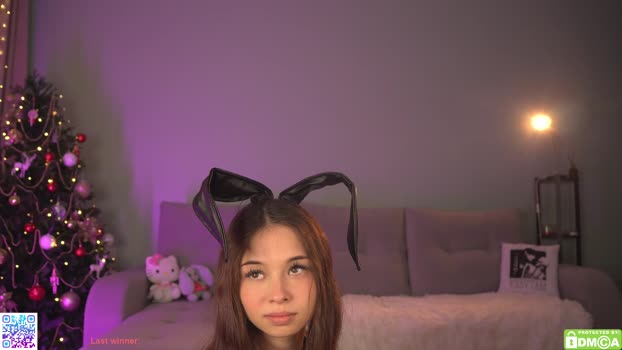 kusssecka Female Chaturbate 15-12-2025