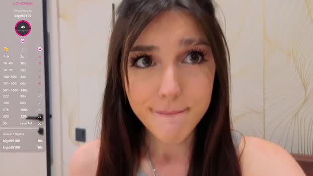 ericapapandrea Female Chaturbate 16-12-2025