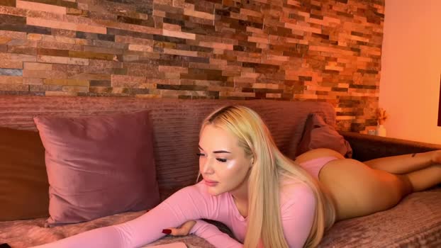 aurora_asti_ Couple Chaturbate 17-12-2025