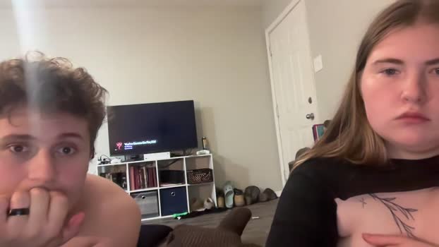 twinfl4m3ss Couple Chaturbate 17-12-2025