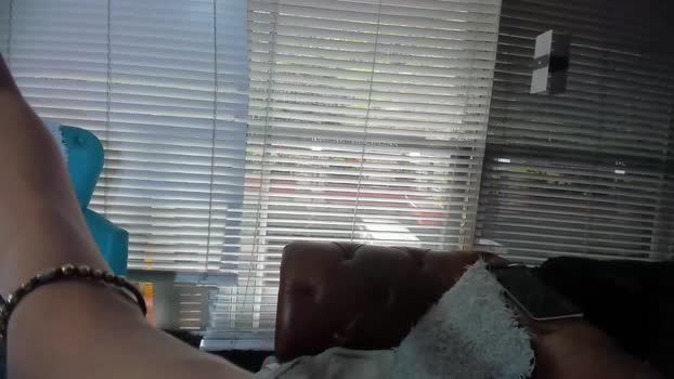 cuteanddesesperate Couple Chaturbate 17-12-2025