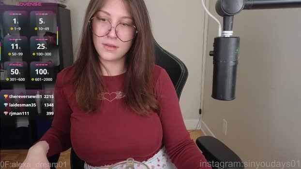 alexa_dream Female Chaturbate 19-12-2025
