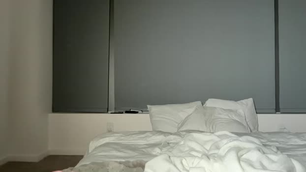 avaowenss Female Chaturbate 19-12-2025