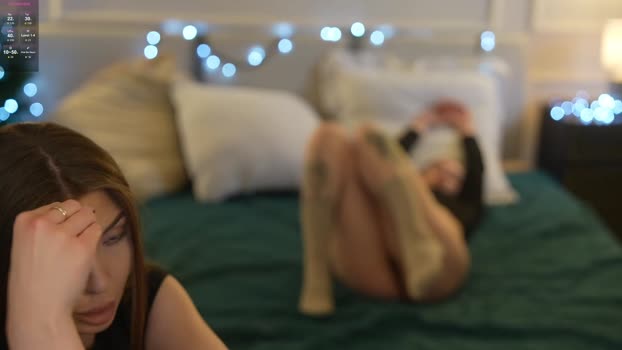 bright_diamonds_054 Couple Chaturbate 19-12-2025