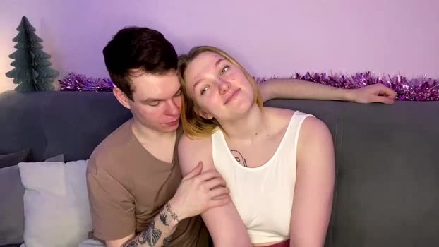 julielourens Couple Chaturbate 19-12-2025