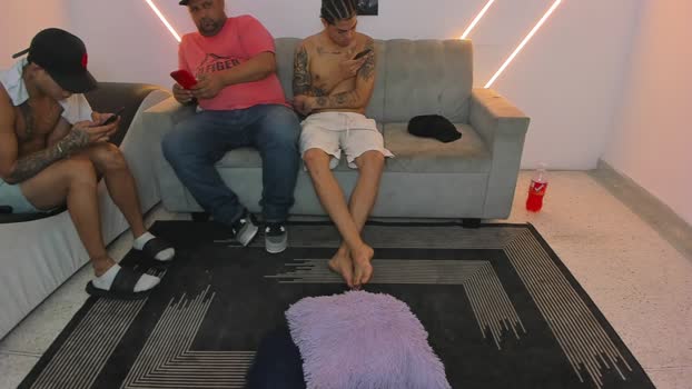 nympho_nathy_sophi Couple Chaturbate 19-12-2025