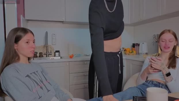 ihavepaws33 Couple Chaturbate 21-12-2025