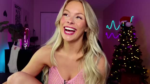oliviaowens Female Chaturbate 21-12-2025
