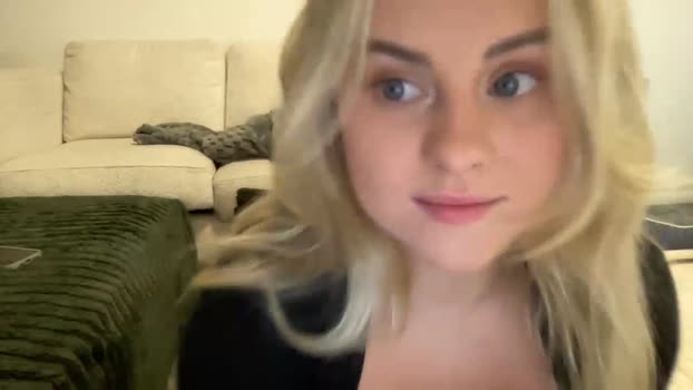 tigoldbitties11 Female Chaturbate 23-12-2025