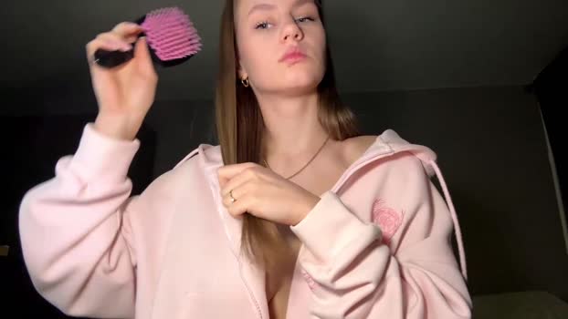 carolecronan Female Chaturbate 25-12-2025