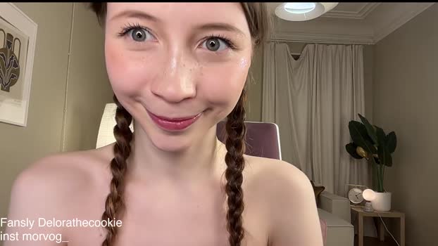delorathecookie Female Chaturbate 25-12-2025