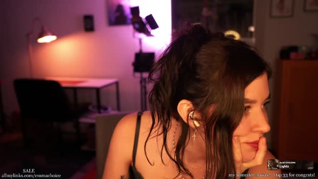 emmachoice Female Chaturbate 27-12-2025