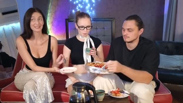goddess_marylin Couple Chaturbate 27-12-2025