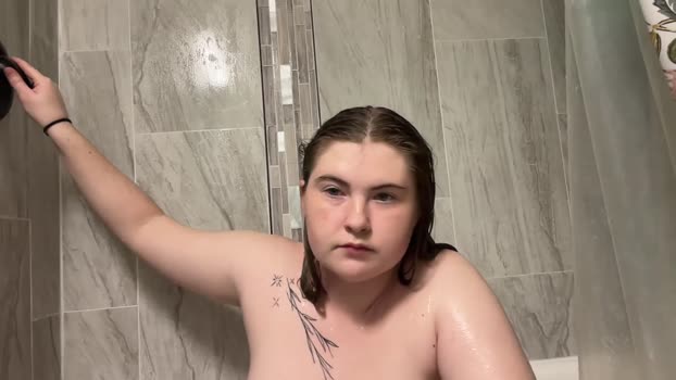 twinfl4m3ss Couple Chaturbate 27-12-2025