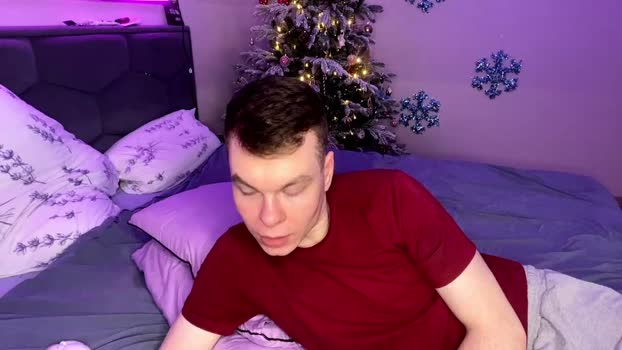 julielourens Couple Chaturbate 28-12-2025