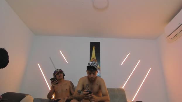 nympho_nathy_sophi Couple Chaturbate 28-12-2025