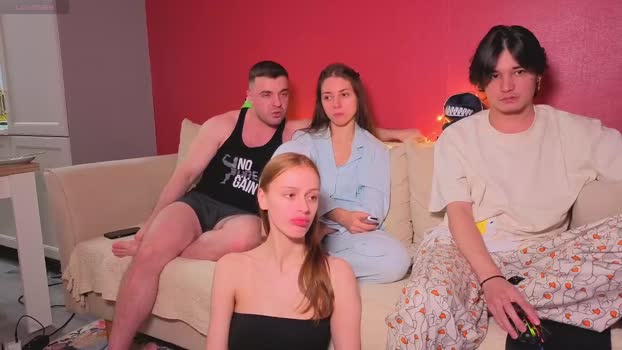 ihavepaws33 Couple Chaturbate 29-12-2025