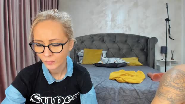 nicepussyfuckk18 Couple Chaturbate 29-12-2025