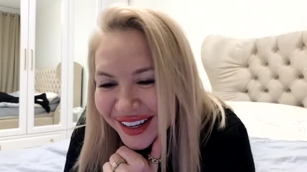 schoolteach Female Chaturbate 28-12-2025