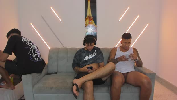 nympho_nathy_sophi Couple Chaturbate 29-12-2025