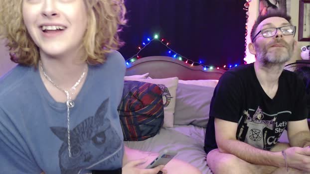 foxymalloryknoxy69 Couple Chaturbate 31-12-2025