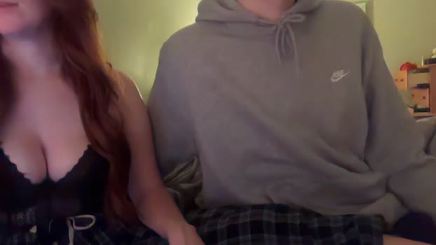 redheadandbigpeenar Couple Chaturbate 31-12-2025