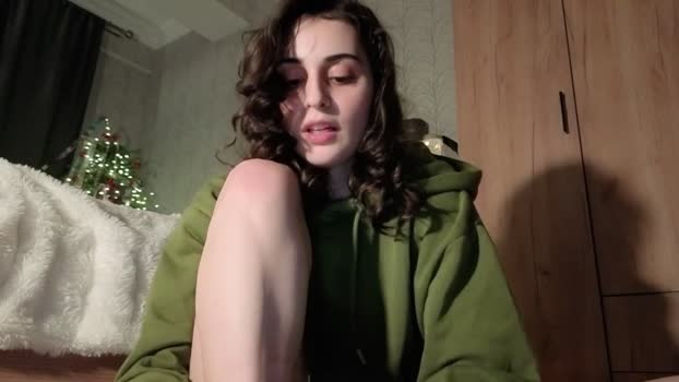wonderland_stia Female Chaturbate 30-12-2025