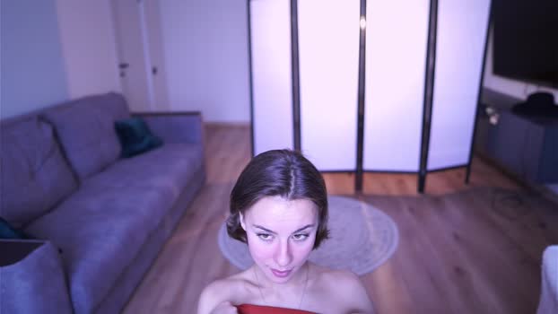 elannand Female Chaturbate 01-01-2026