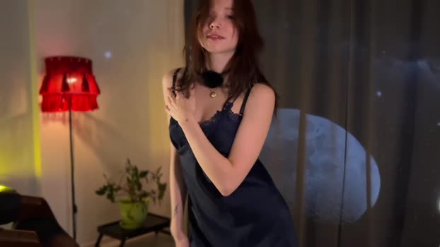 moonfaced_ Female Chaturbate 31-12-2025