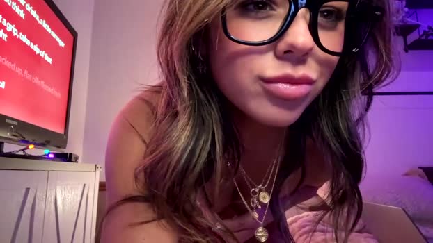 miaxxox Female Chaturbate 01-01-2026
