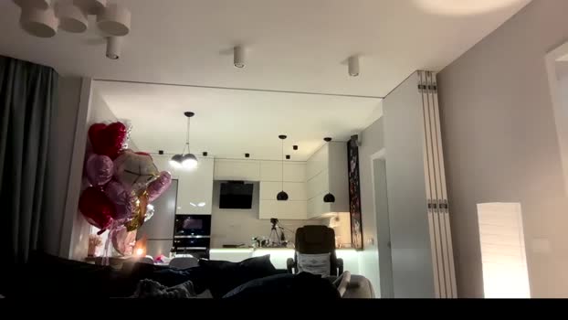 bitter_moon Female Chaturbate 04-01-2026