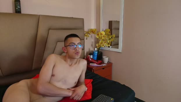 crimsonsecretts Couple Chaturbate 03-01-2026