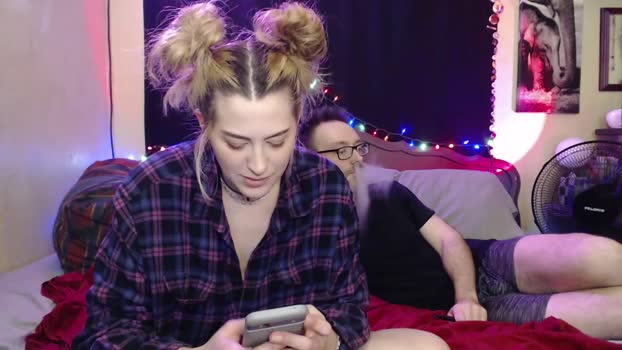foxymalloryknoxy69 Couple Chaturbate 04-01-2026