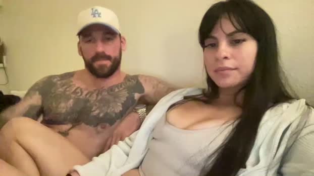 latinadancer23 Couple Chaturbate 04-01-2026