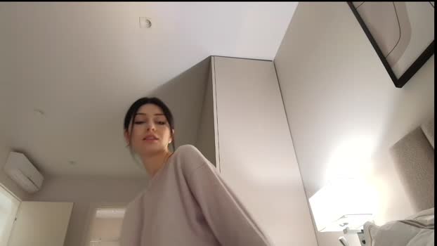 milla_bella Female Chaturbate 04-01-2026