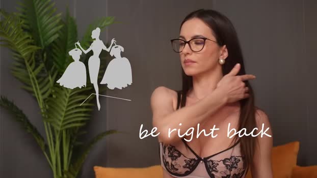 calliadesigner Female Chaturbate 04-01-2026