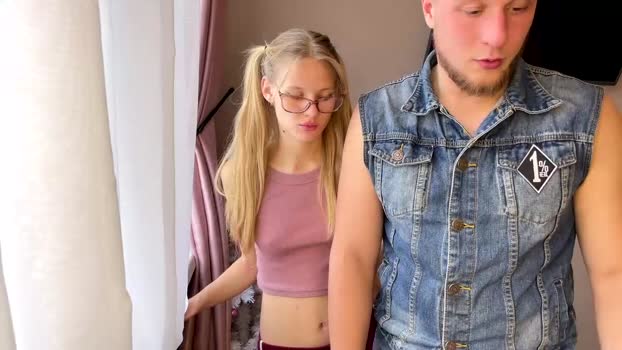 daisy_couple Couple Chaturbate 15-01-2026