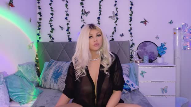 xalexax Female Chaturbate 16-01-2026
