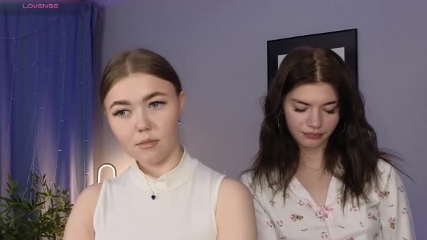 berry_bloom Couple Chaturbate 18-01-2026