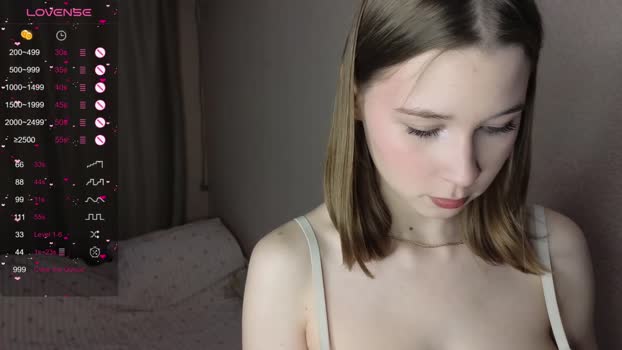 esdeevicky Female Chaturbate 17-01-2026