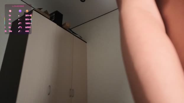 hoaarisa Female Chaturbate 18-01-2026
