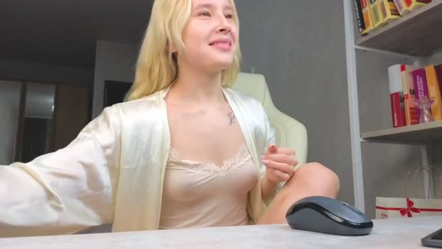 marietta__castro Female Chaturbate 17-01-2026