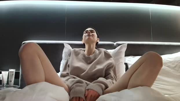 milla_bella Female Chaturbate 18-01-2026