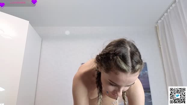 ella_desire Female Chaturbate 18-01-2026